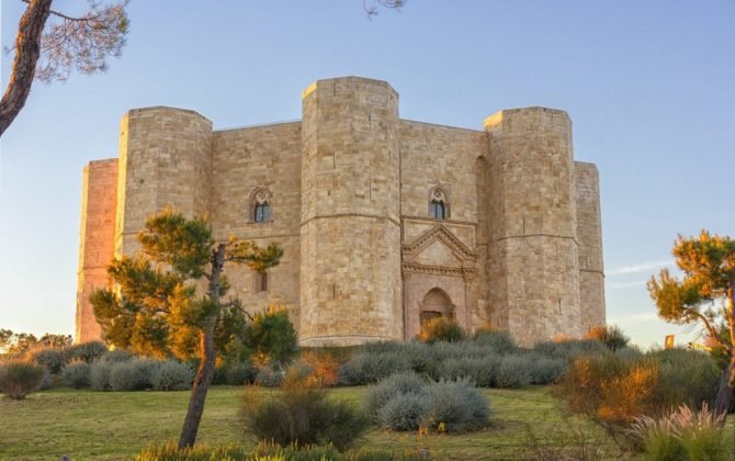Castel del Monte - Puglia.