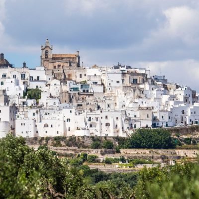 Maravilhas da Puglia. Ostuni, a cidade branca da Puglia - Itália.